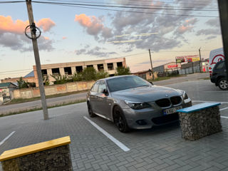 BMW 5 Series foto 6