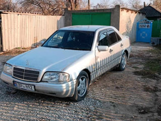 Mercedes C-Class