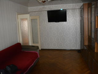 Urgent !!! apartament cu 3 odăi Ialoveni 25000 e foto 3