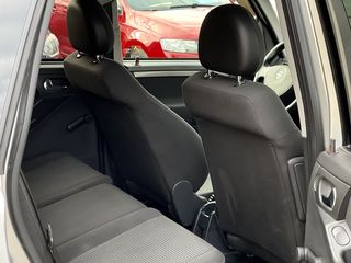 Opel Meriva foto 12