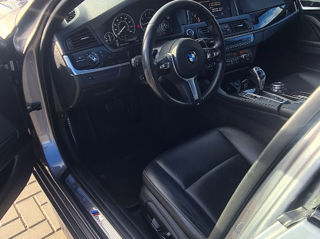 BMW 5 Series foto 10