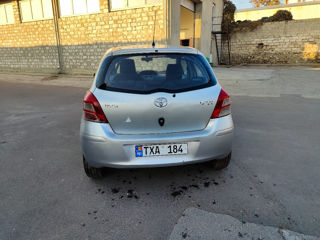 Toyota Yaris foto 4