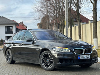 BMW 5 Series foto 4