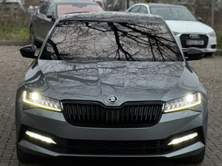 Skoda Superb foto 4