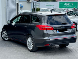 Ford Focus foto 3