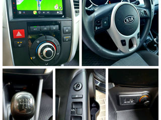 KIA Venga foto 9