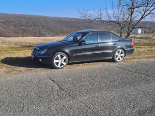 Mercedes E-Class foto 4