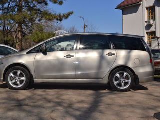 Mitsubishi Grandis foto 4