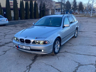 BMW 5 Series foto 9