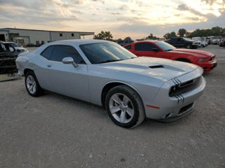 Dodge Challenger foto 4