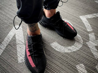 Adidas Yeezy Boost 350 Black/Red foto 8