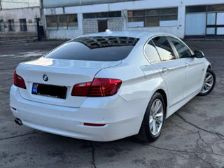 BMW 5 Series foto 2