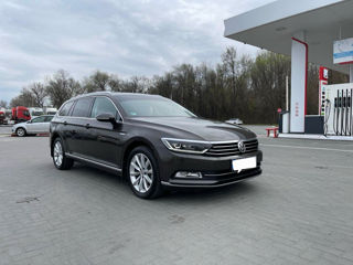 Volkswagen Passat foto 1