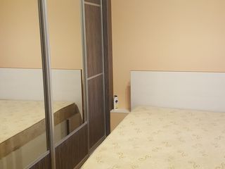 Apartament cu 4 camere, 100 m², Botanica, Chișinău foto 5