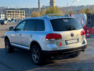 Volkswagen Touareg foto 7