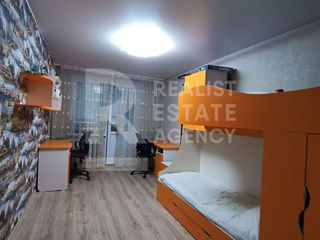 Apartament cu 3 camere, 68 m², Molodova, Bălți