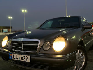 Mercedes E-Class foto 4