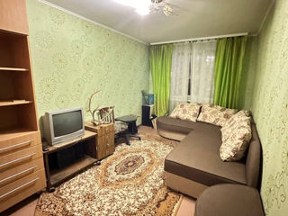 Apartament cu 3 camere, 70 m², Poșta Veche, Chișinău foto 3