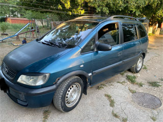 Opel Zafira foto 3