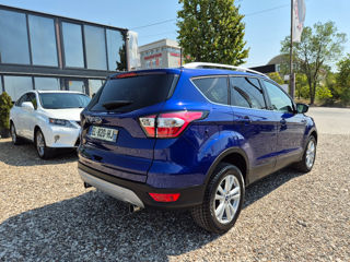 Ford Kuga foto 4