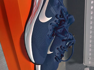 Nike Revolution 6