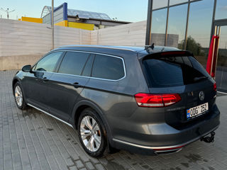 Volkswagen Passat foto 4