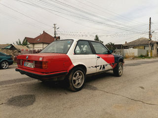 bmw e30 foto 4