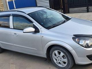 Opel Astra foto 2