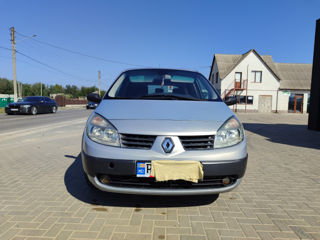 Renault Scenic foto 1