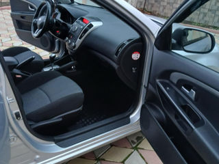 KIA Ceed Sw foto 6