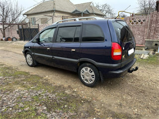 Opel Zafira foto 5