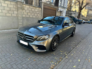 Mercedes E-Class foto 8