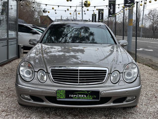 Mercedes E-Class foto 2