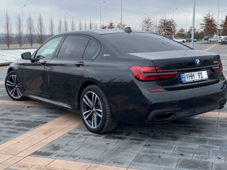 BMW 7 Series foto 4