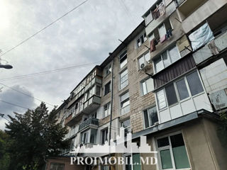 Apartament cu 3 camere, 50 m², Centru, Chișinău foto 9