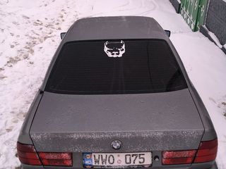 BMW 5 Series foto 3