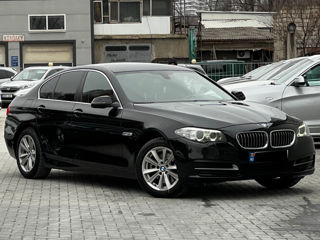 BMW 5 Series foto 4