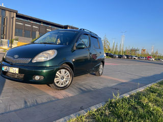 Toyota Yaris Verso, 2003