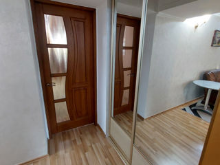 Apartament cu 3 camere, 60 m², Centru, Bălți foto 2