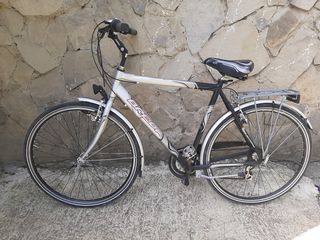 Bicicletă foto 2