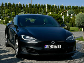 Tesla Model S foto 3