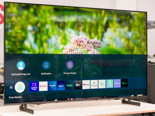 4K Ultra HD Samsung UE50AU8000 - 5500 lei.