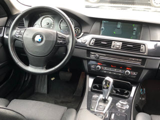 BMW 5 Series foto 13