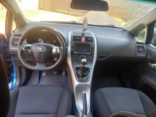 Toyota Auris foto 2