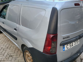 Dacia Logan foto 3