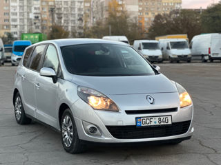 Renault Grand Scenic foto 3