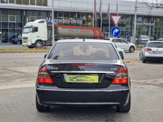 Mercedes E-Class foto 5