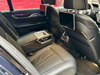 BMW 7 Series foto 9