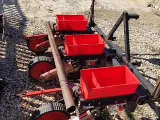 Tractor Zubr 25 c.p. foto 3