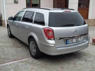 Opel Astra foto 8